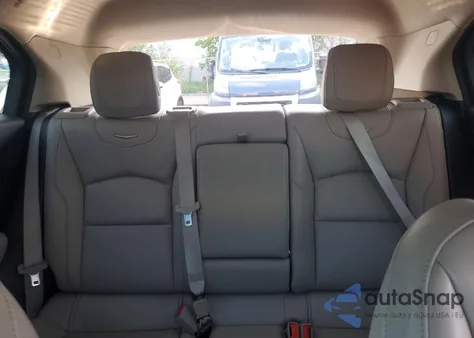 2022 Cadillac Xt4 Premium Luxury z USA, uszkodzony, nr VIN 1GYFZDR45NF100168